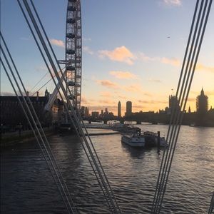 Meet your Posher, Layna